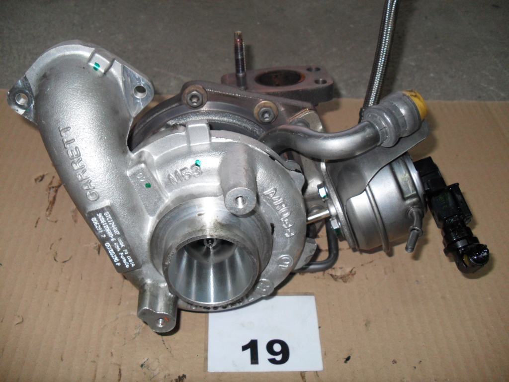 TURBINA PEUGEOT 308 1.6 DIESEL ANNO 2011 1
