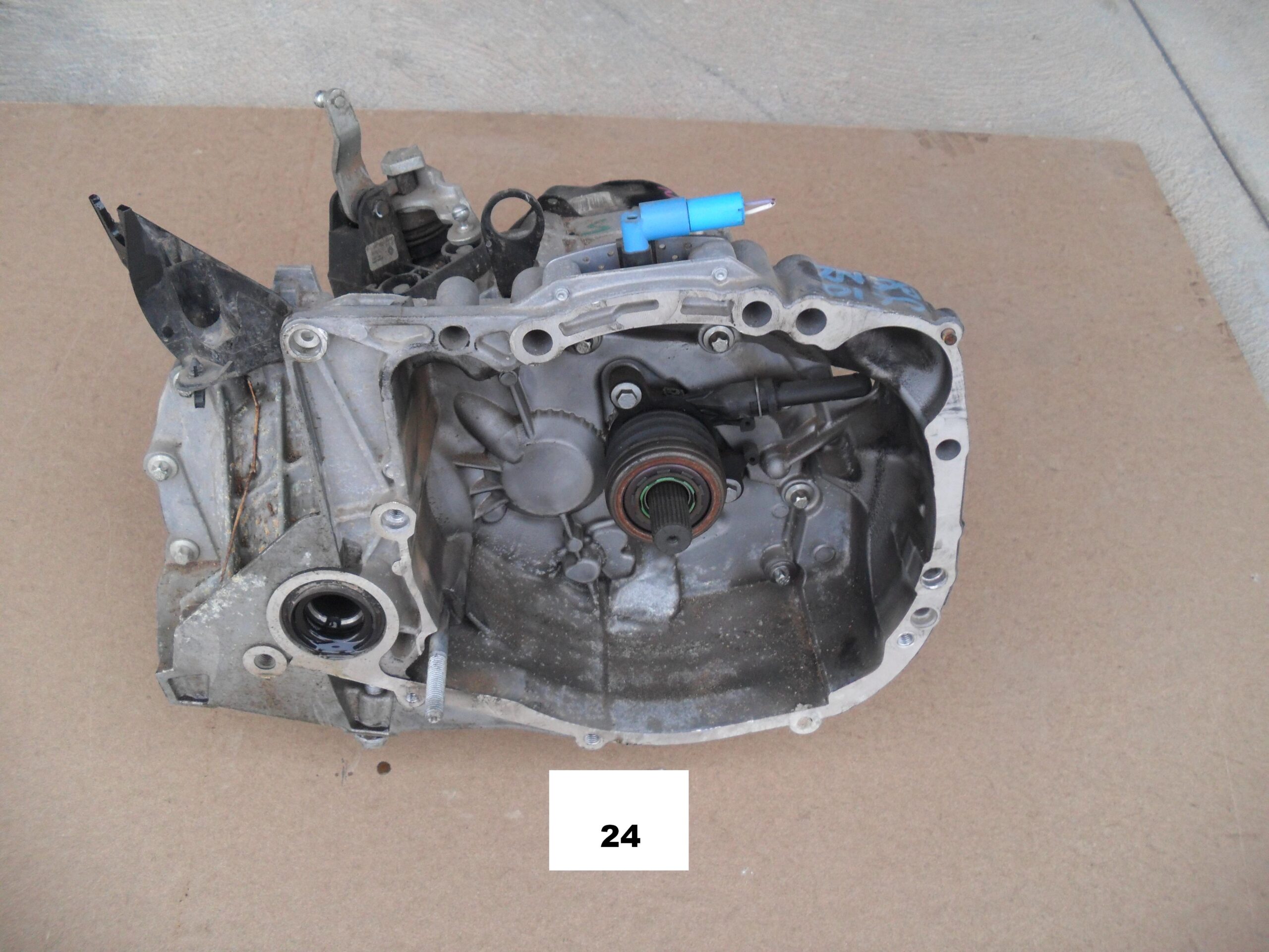 CAMBIO MARCE RENAULT CLIO BENZINA ANNO 2015 1