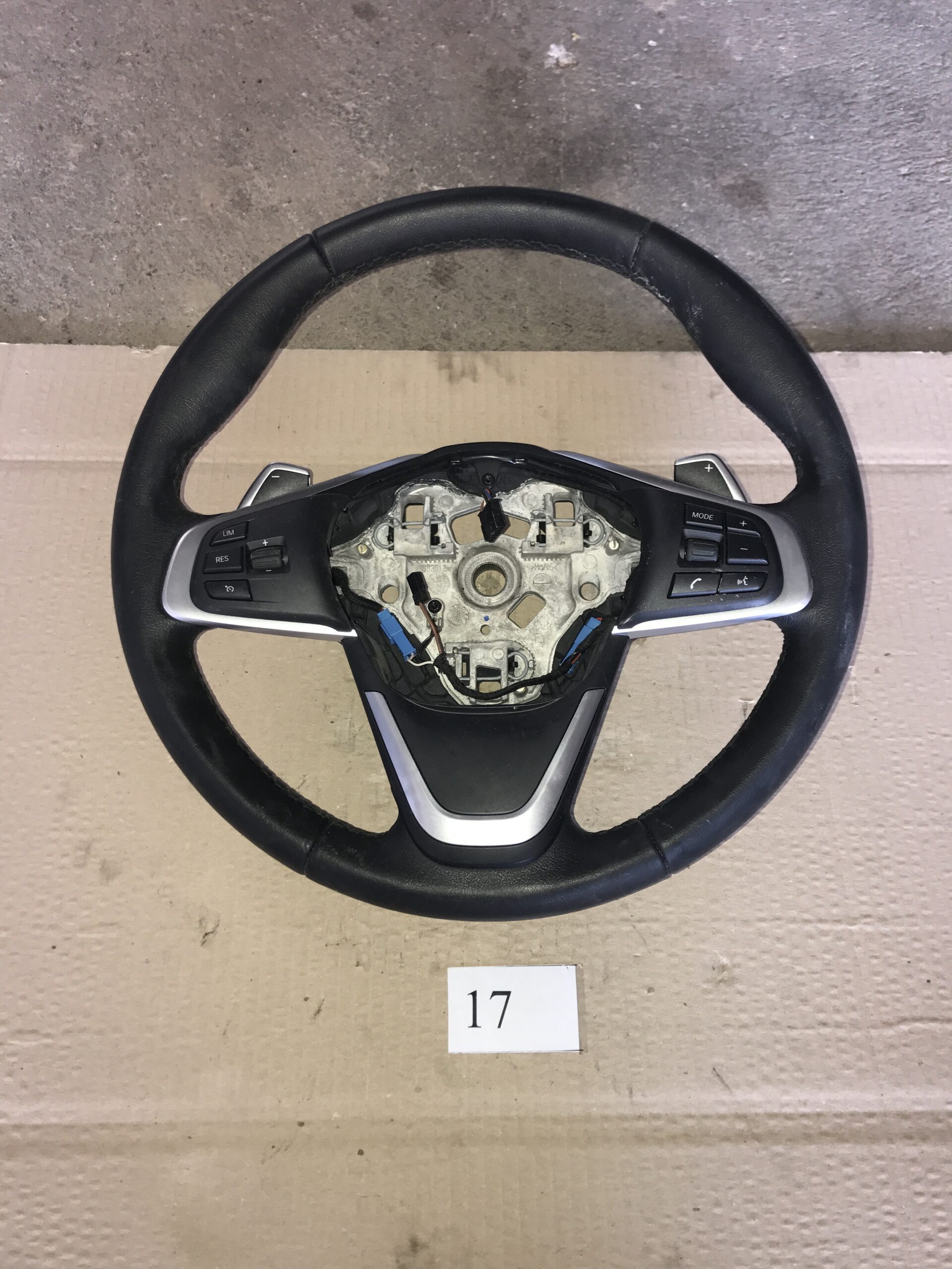 VOLANTE BMW X1 ANNO 2016 1