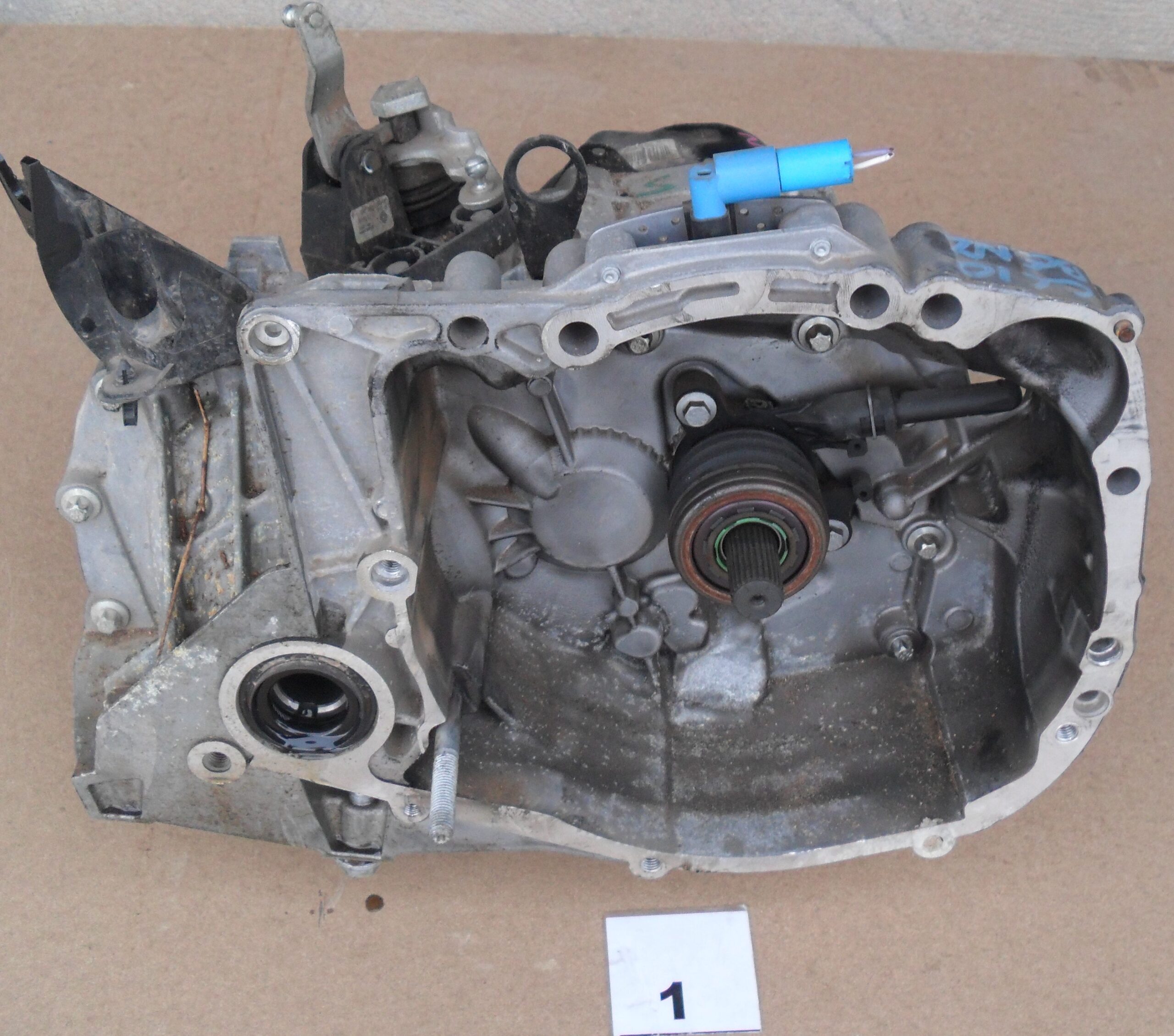 CAMBIO MARCE RENAULT CLIO 1.2 BENZINA ANNO 2006 1
