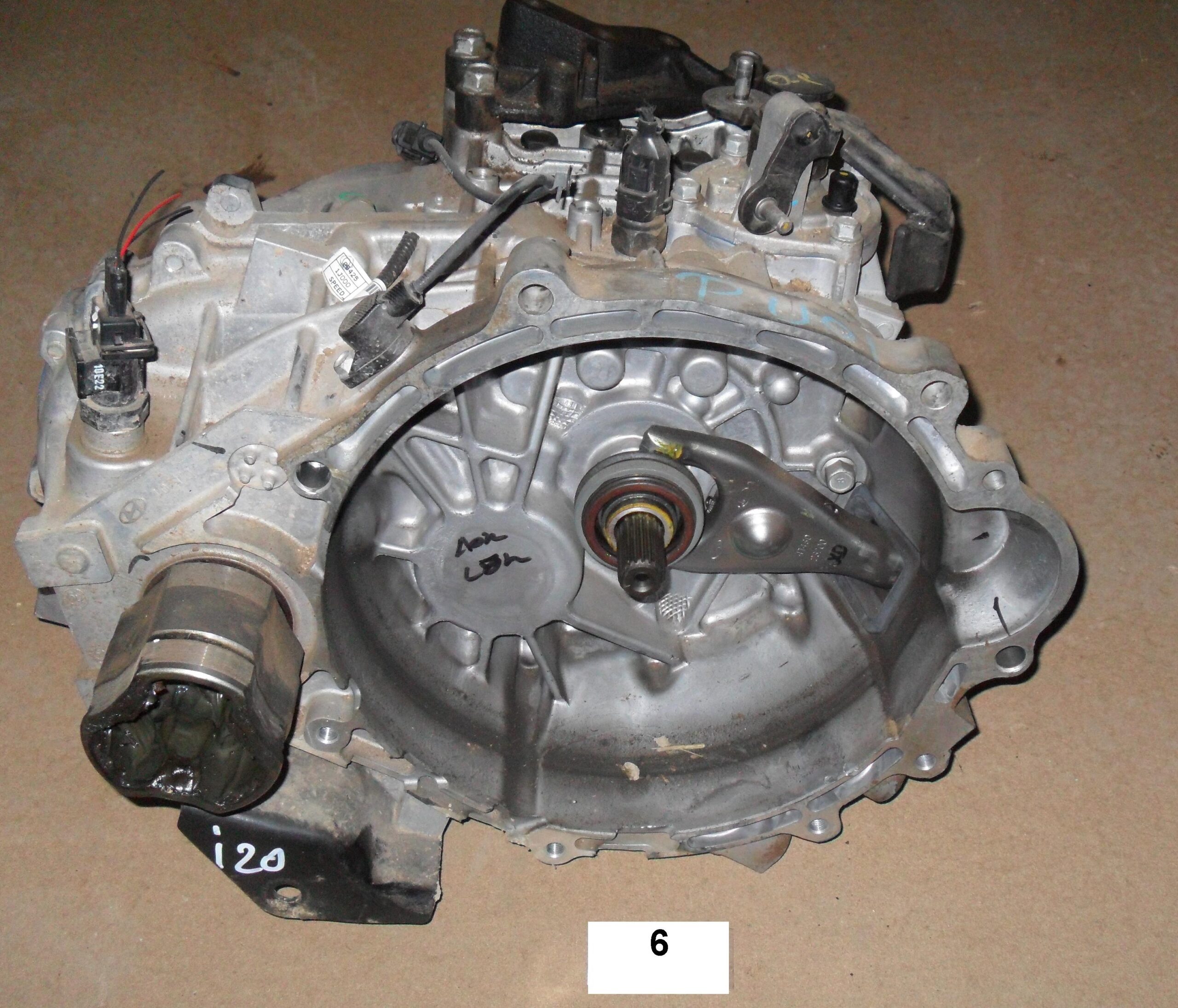 CAMBIO MARCE KIA VENGA 1.4 DIESEL ANNO 2010 1