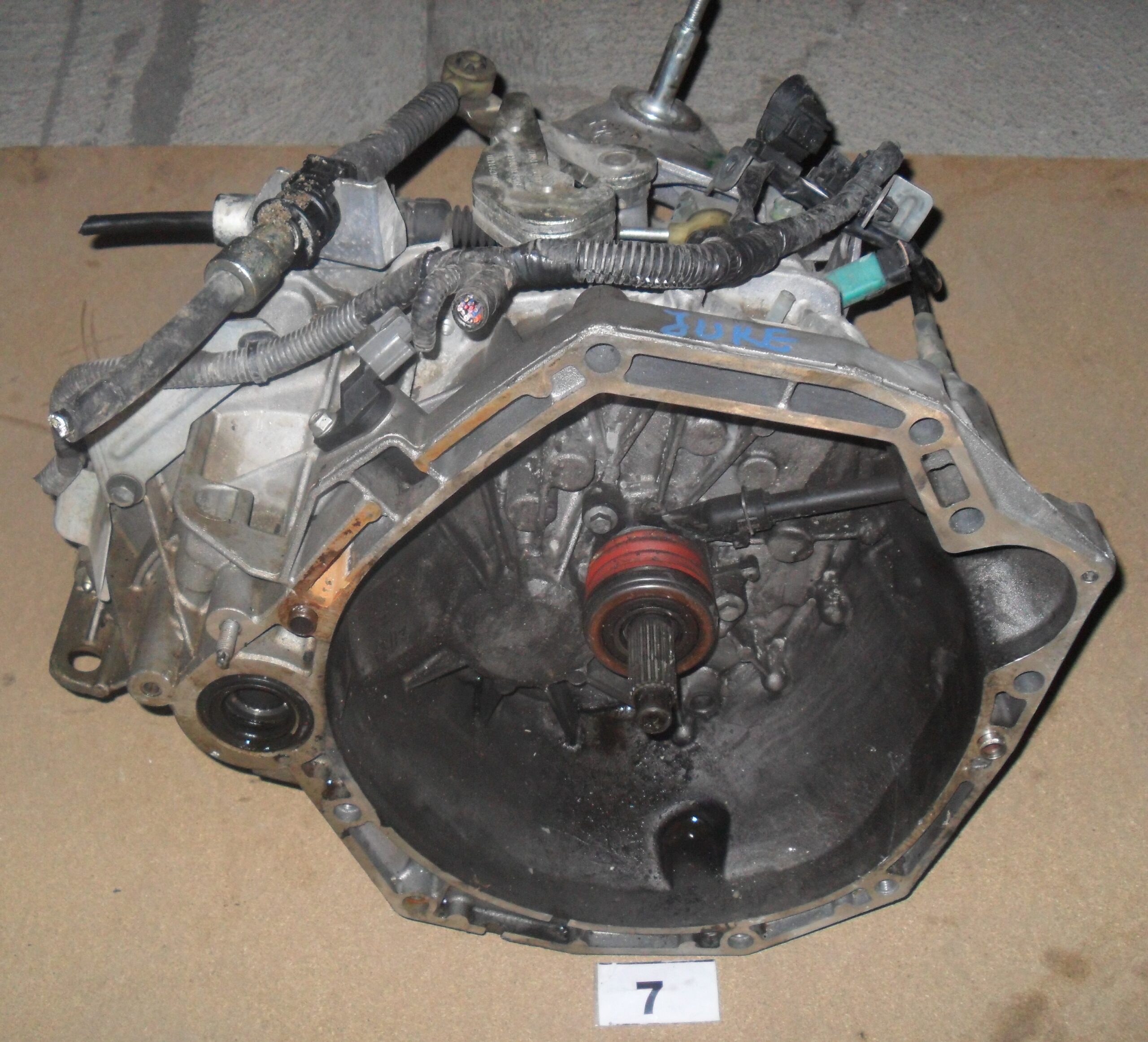 CAMBIO MARCE NISSAN JUKE 1.5 DIESEL ANNO 2012 1