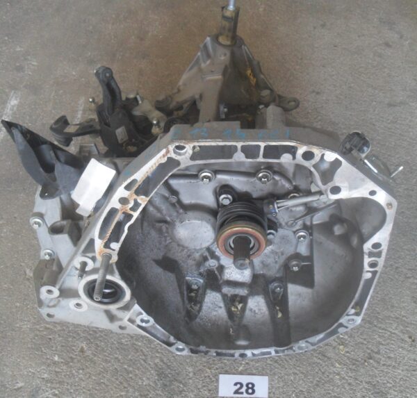 CAMBIO MARCE RENAULT CLIO 1.5 DCI ANNO 2015 EuroRicambi Auto