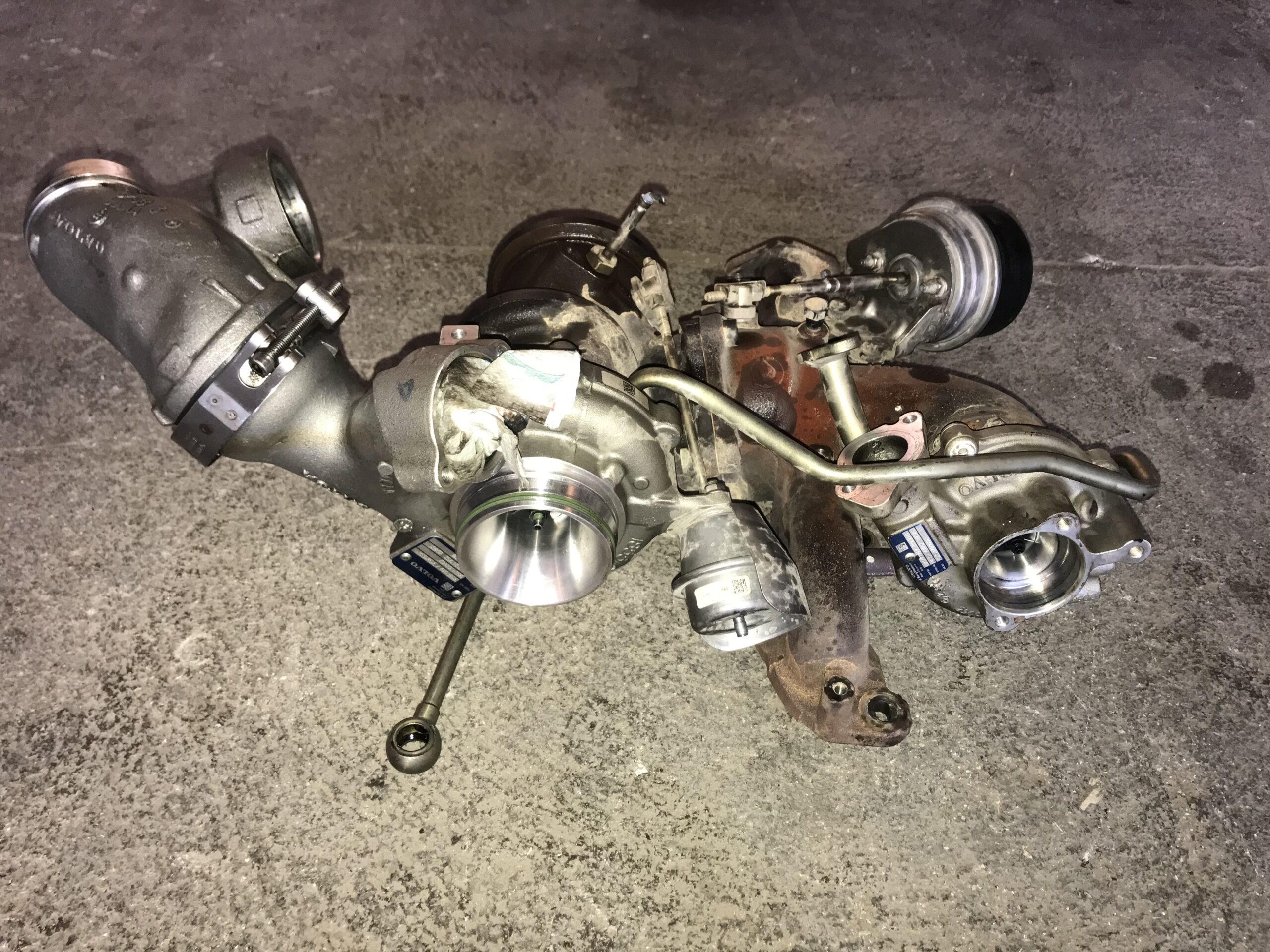 TURBINA TURBOCOMPRESSORE VOLVO XC60 2.4 DIESEL BITURBO ANNO 2012 1