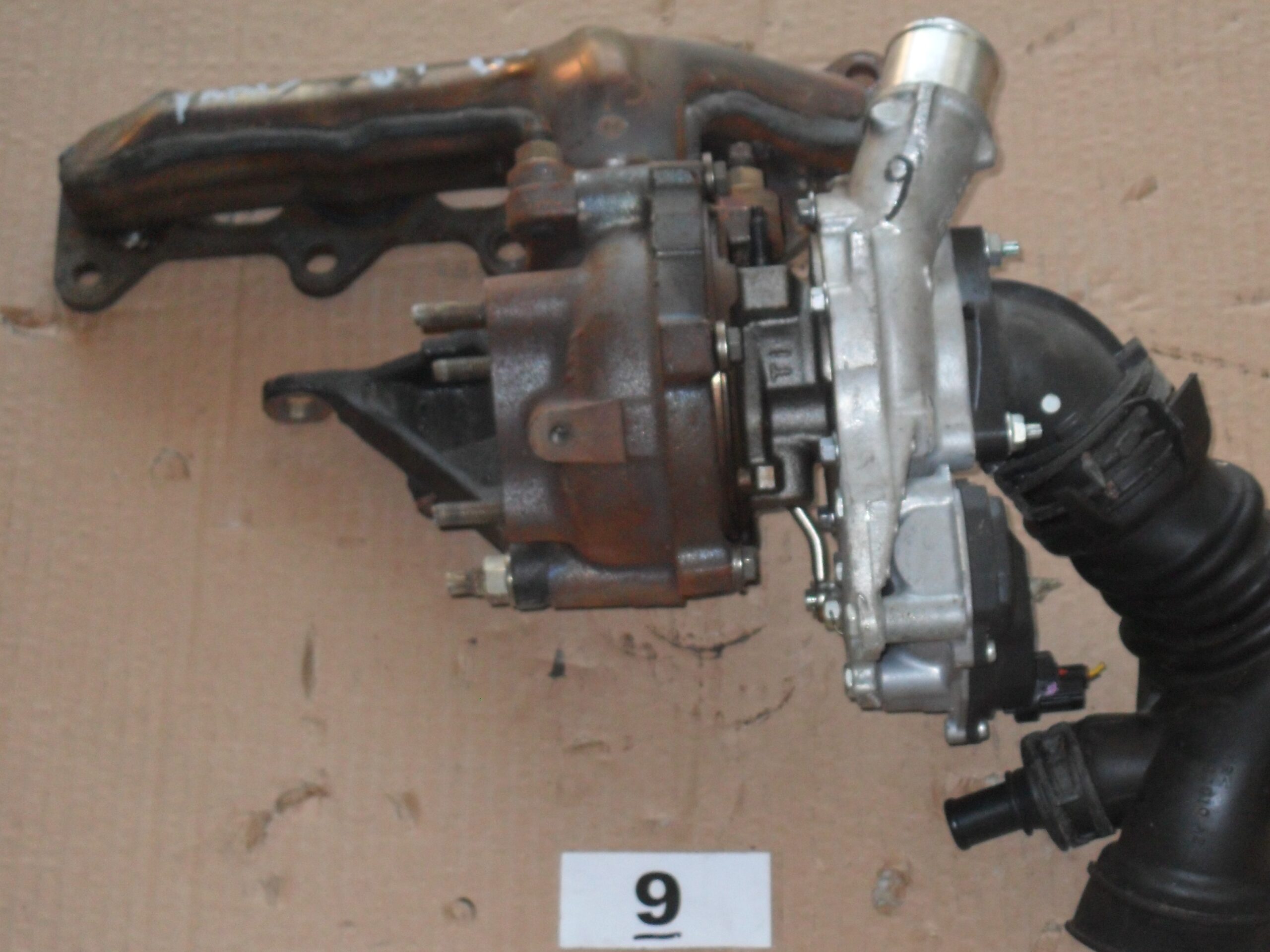 TURBINA TURBOCOMPRESSORE YARIS 1.4 DIESEL ANNO 2010 1
