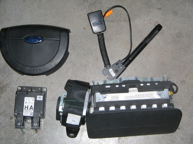 KIT AIRBAG FORD FIESTA ANNO 2004 1