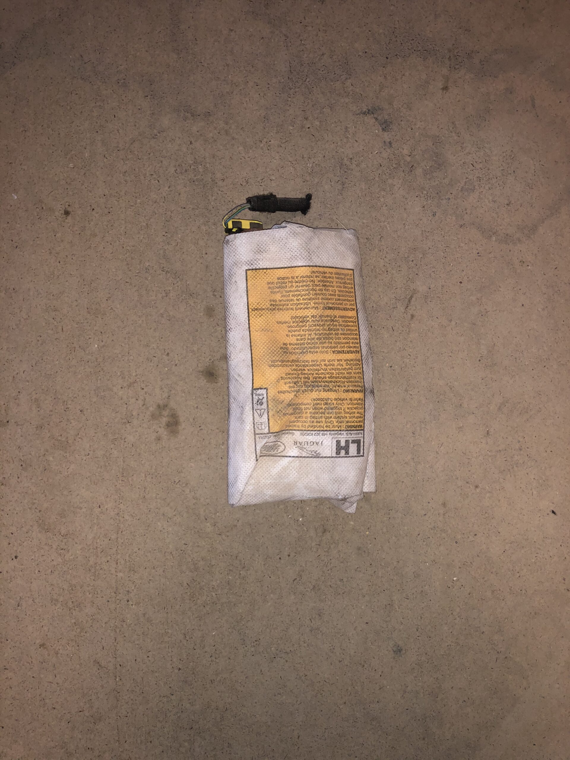 AIRBAG SEDILE DESTRO - SINISTRO EVOQUE 2 AIRBAG SEDILE DESTRO - SINISTRO EVOQUE 1