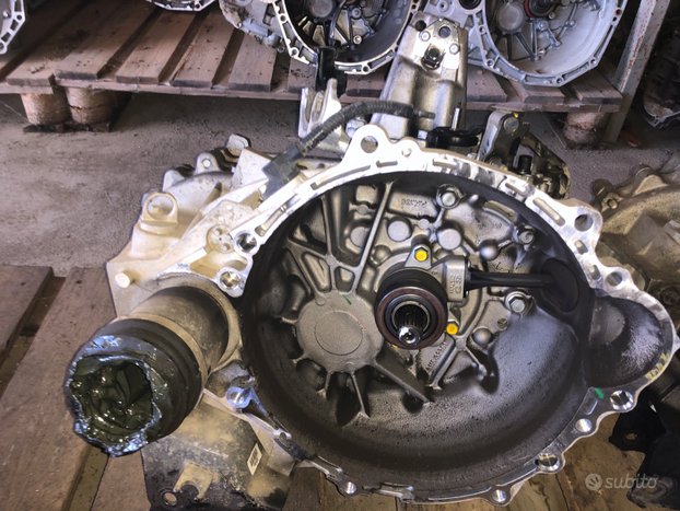 CAMBIO MARCE HYUNDAI IX35 1.7 DIESEL ANNO 2011-2015 1