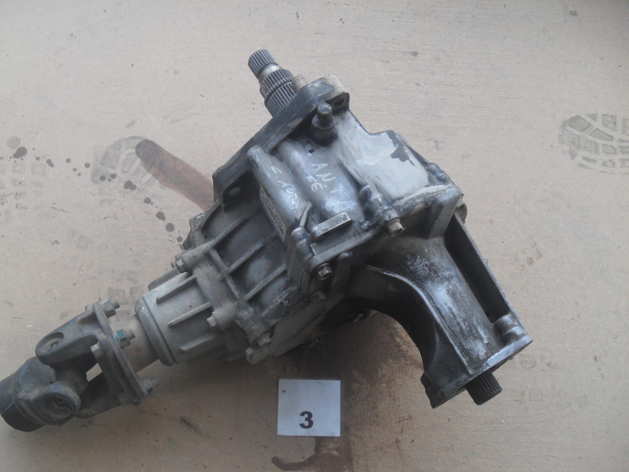 DIFFERENZIALE ANTERIORE SANTA FE' 2.0 DIESEL ANNO 2003 2 DIFFERENZIALE ANTERIORE SANTA FE' 2.0 DIESEL ANNO 2003 1