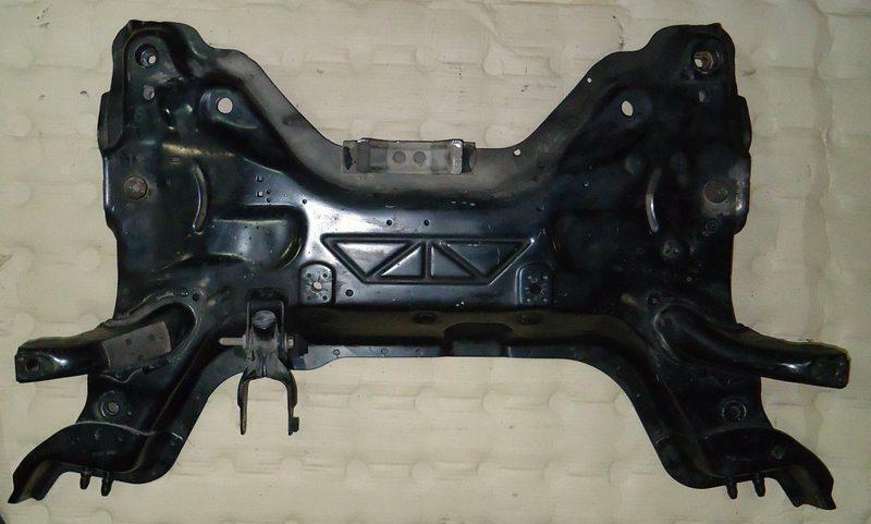 ASSALE ANTERIORE / CULLA MOTORE PEUGEOT 308 ANNO 2008 1