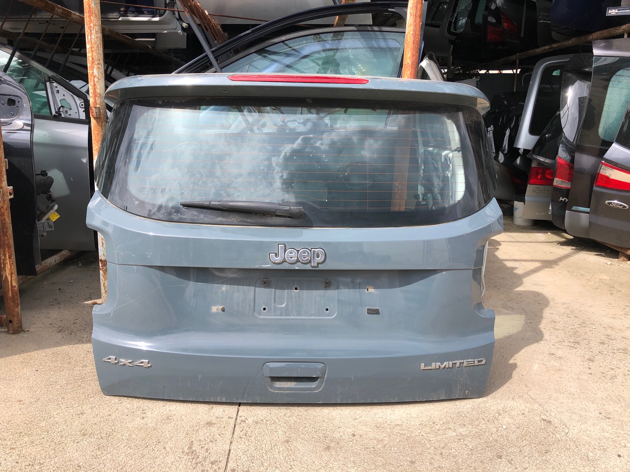 PORTELLONE POSTERIORE JEEP RENEGADE 2 PORTELLONE POSTERIORE JEEP RENEGADE 1