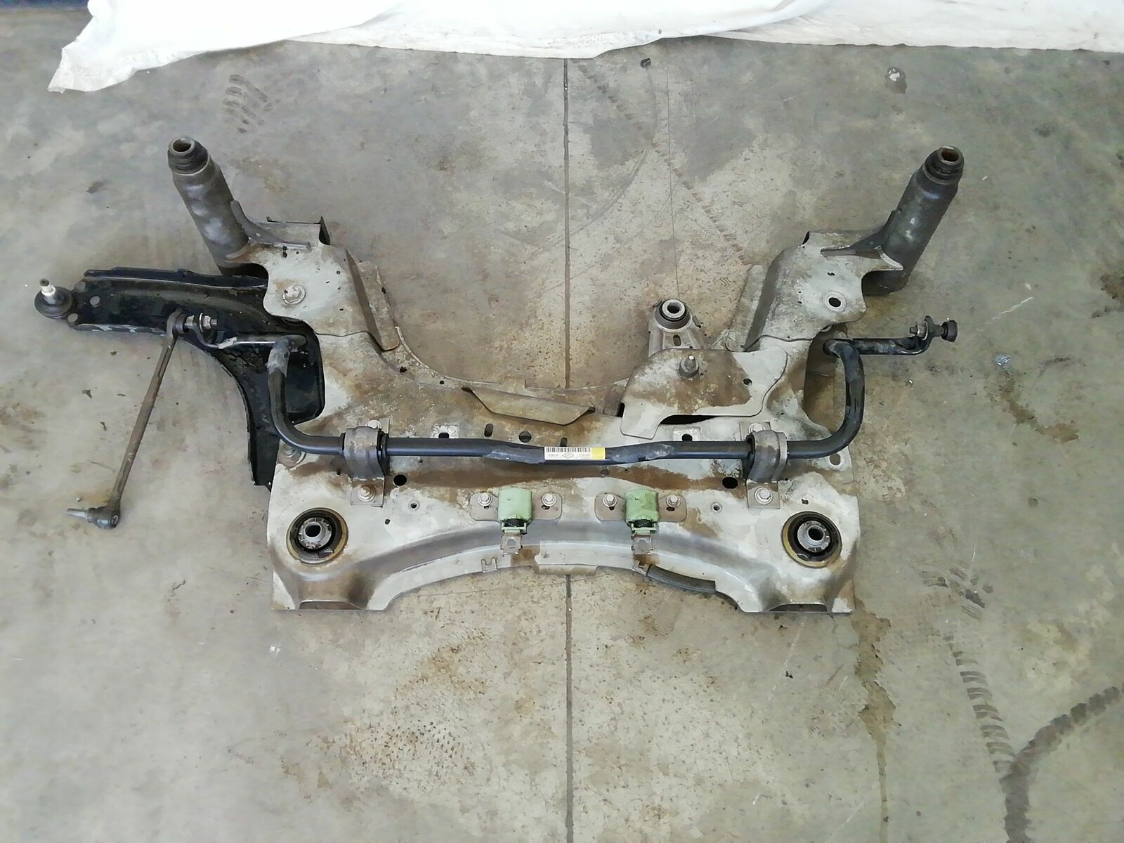 ASSALE ANTERIORE / CULLA MOTORE MEGANE ANNO 2011 1
