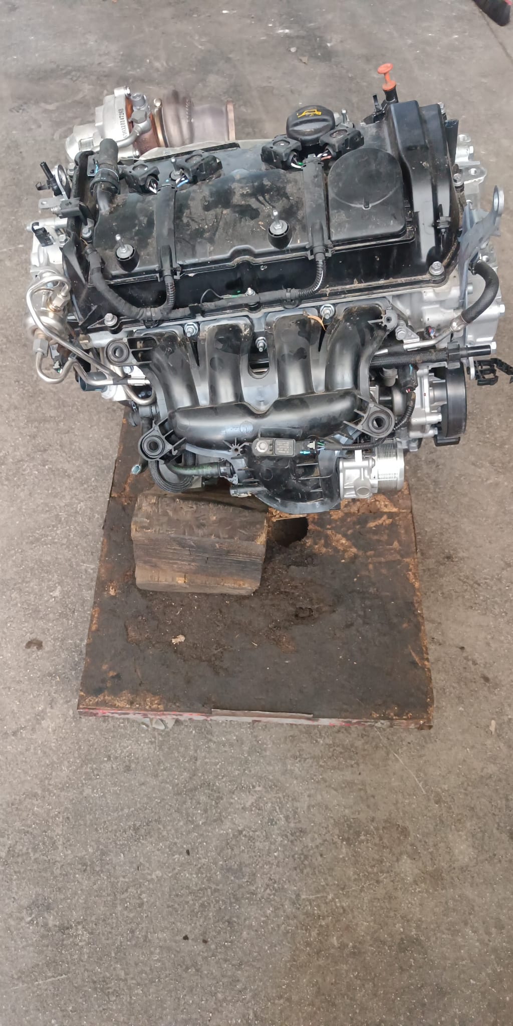 MOTORE 5008 1.6 TURBO BENZINA SIGLA 10FKBL PSA5G06 1