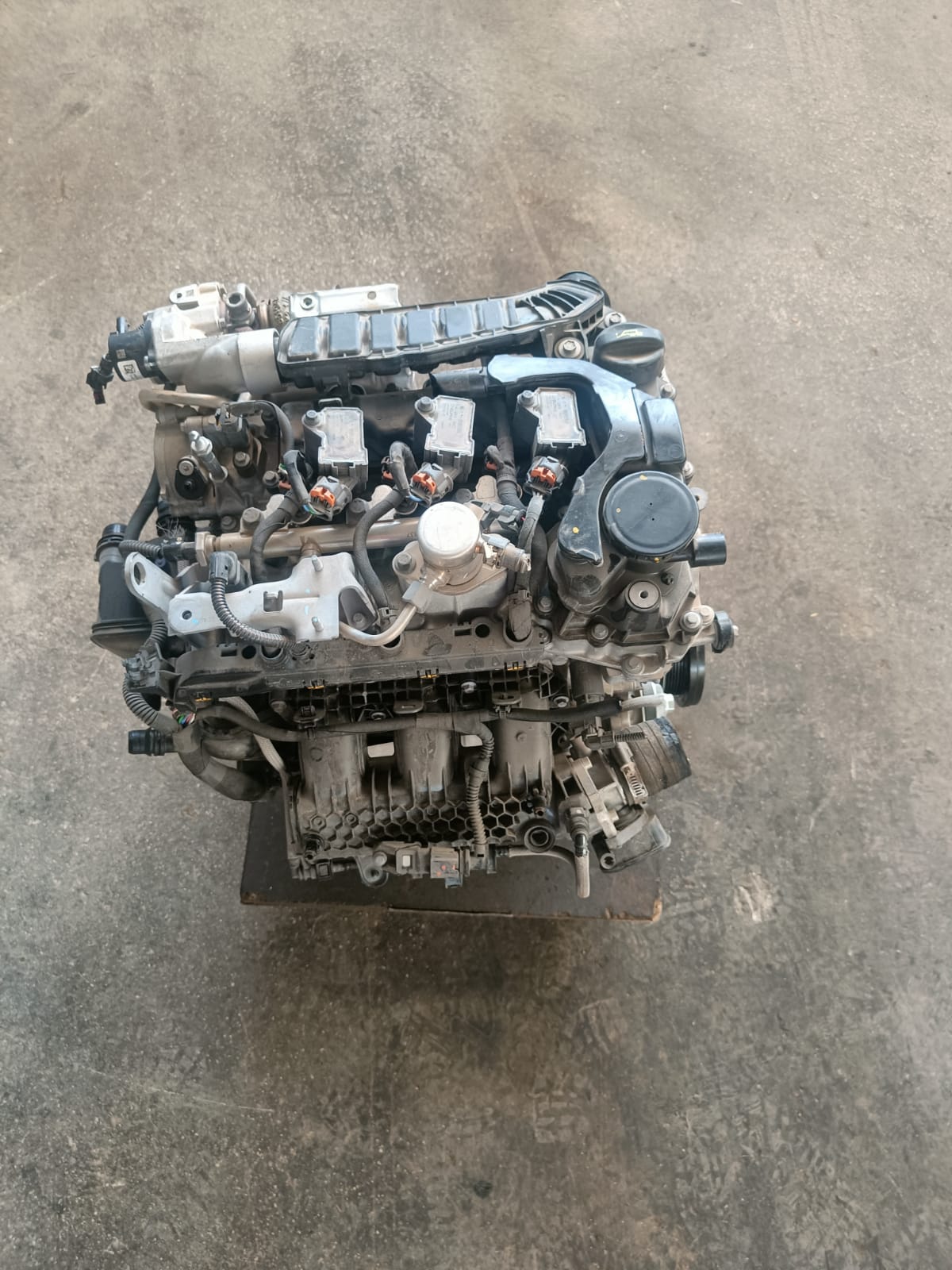 MOTORE C3 - 208 TURBO BENZINA SIGLA HN01 - HN02- HN03 - HN04 - HN05 1