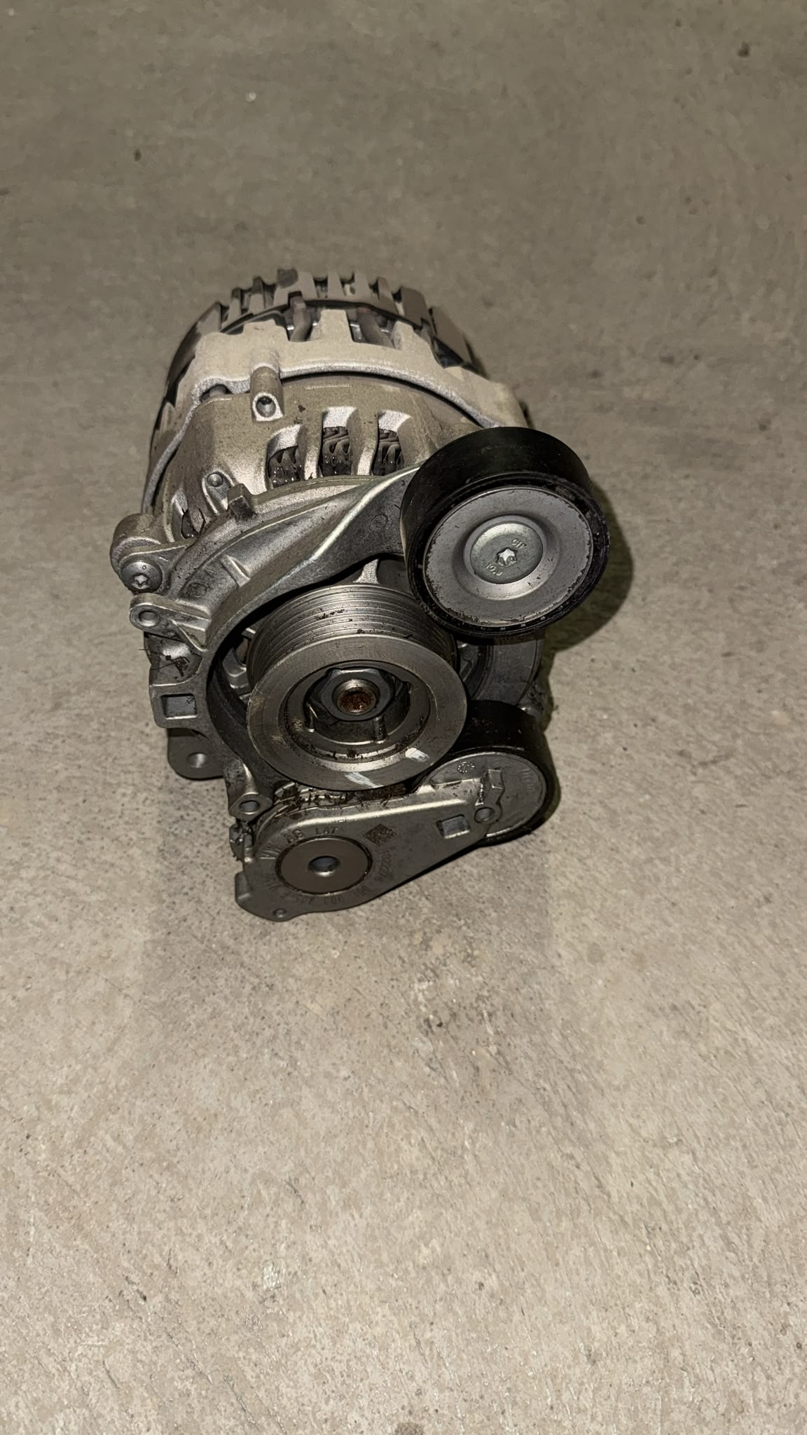 ALTERNATORE AUDI A4 -A5 - A6 - Q5 2.0 MILD HYBRID 04L903018A 1